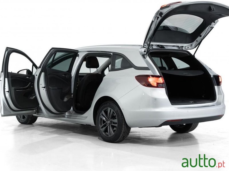 2022' Opel Astra Sports Tourer photo #5