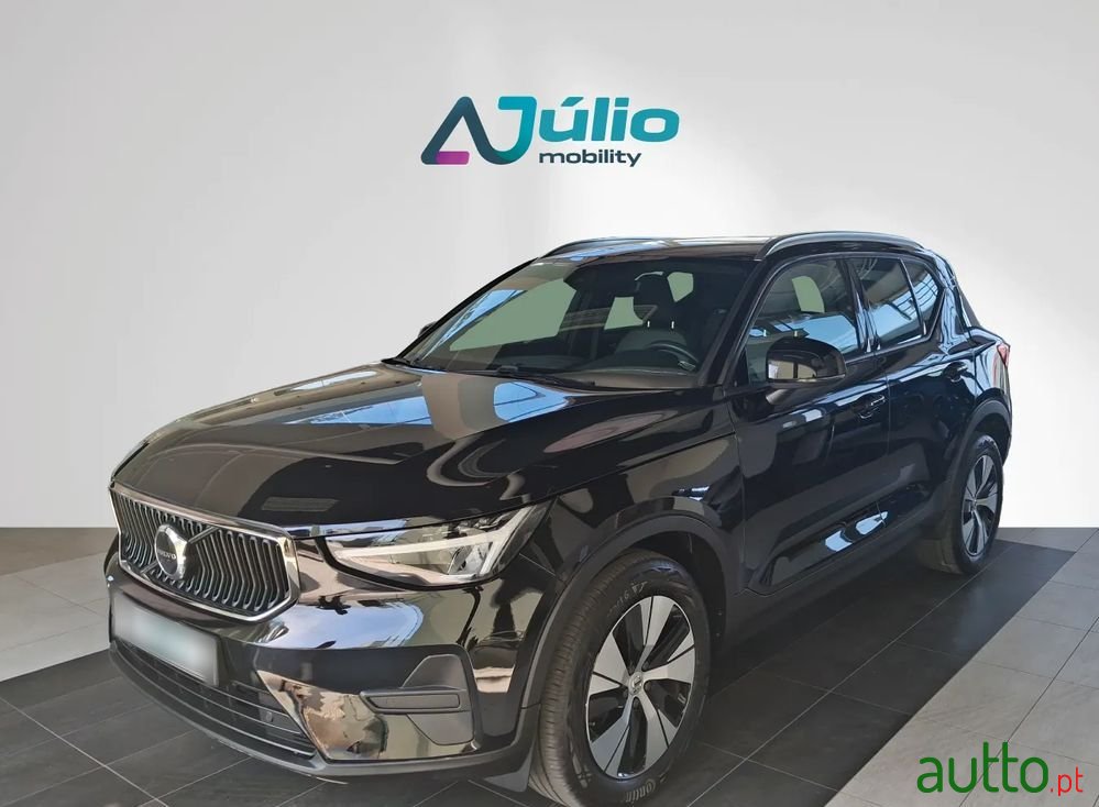 2023' Volvo Xc 40 photo #1