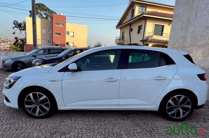 2016' Renault Megane photo #6