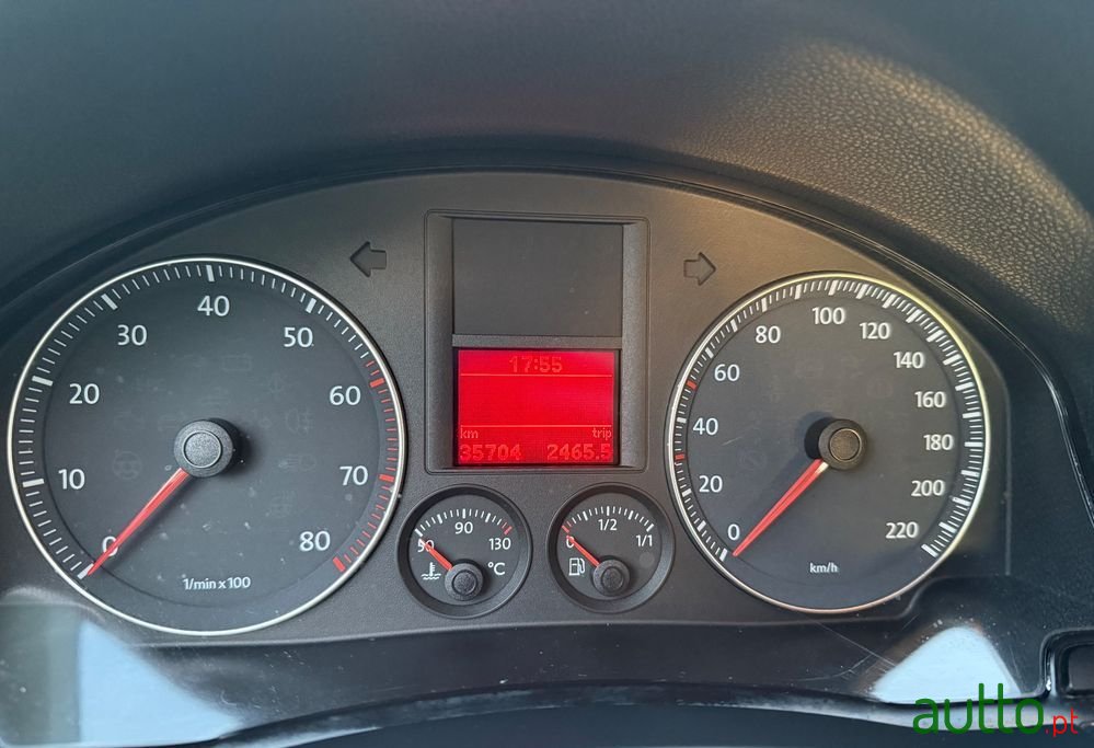 2008' Volkswagen Golf photo #6