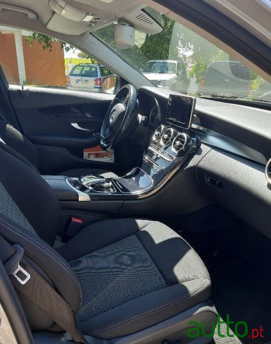 2015' Mercedes-Benz C-220 photo #6