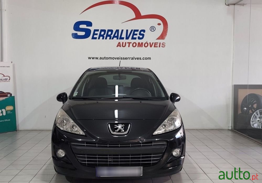 2011' Peugeot 207 1.4 16V Active photo #2