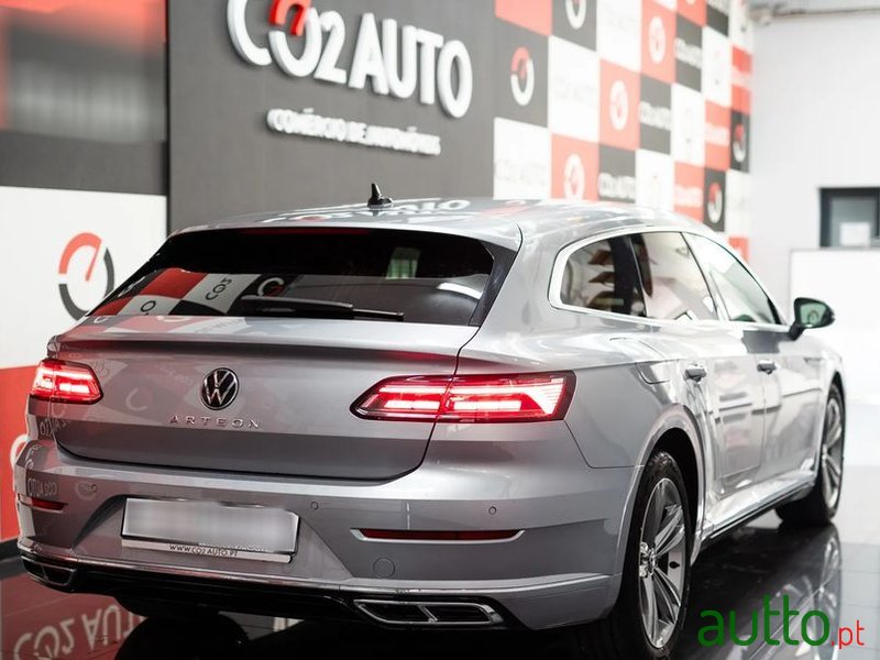 2022' Volkswagen Arteon photo #5
