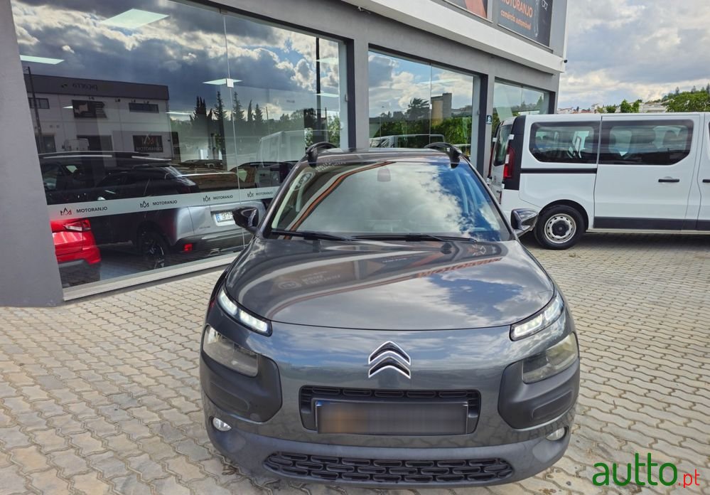 2016' Citroen C4 Cactus photo #2