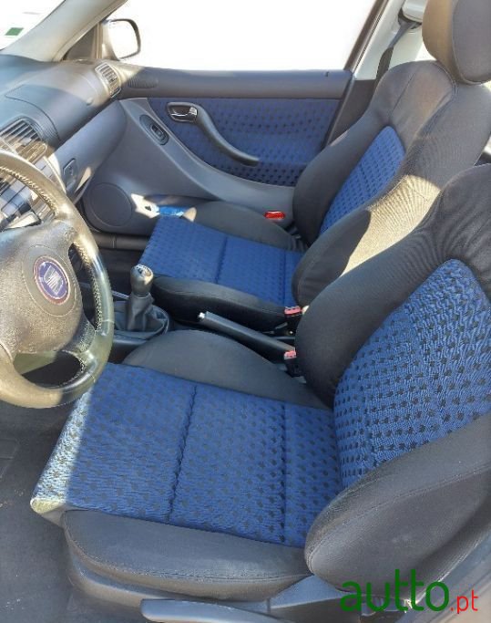 1999' SEAT Toledo photo #2