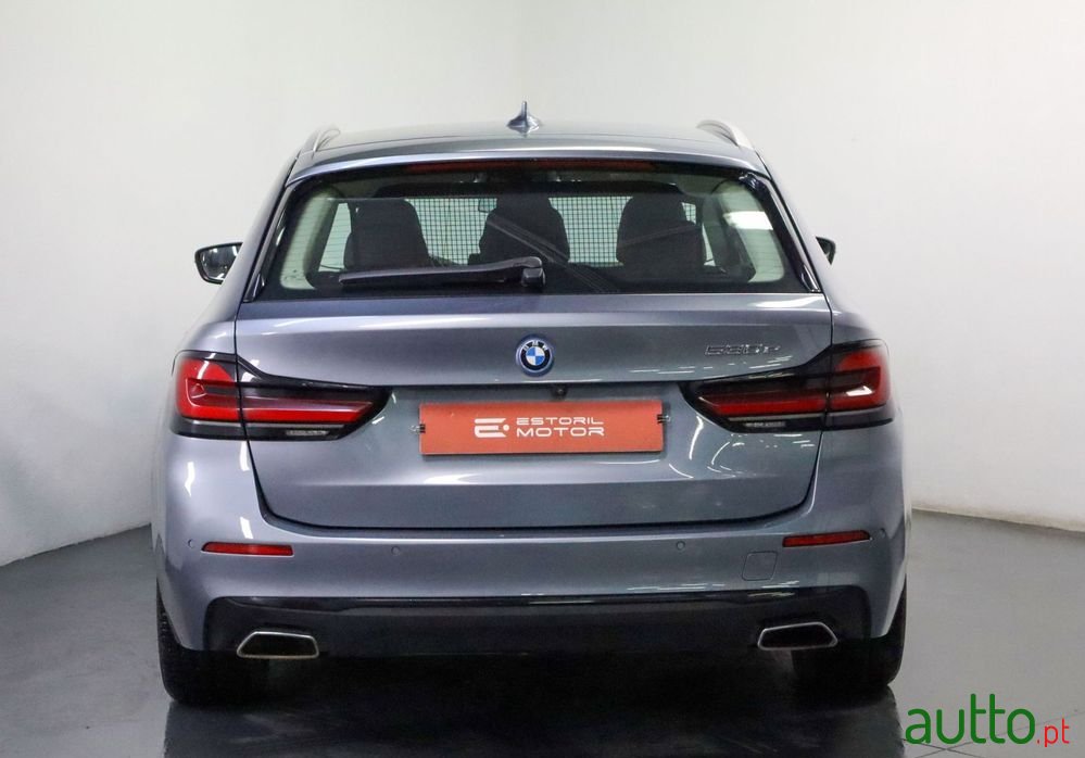 2021' BMW Série 5 E Line Luxury photo #4