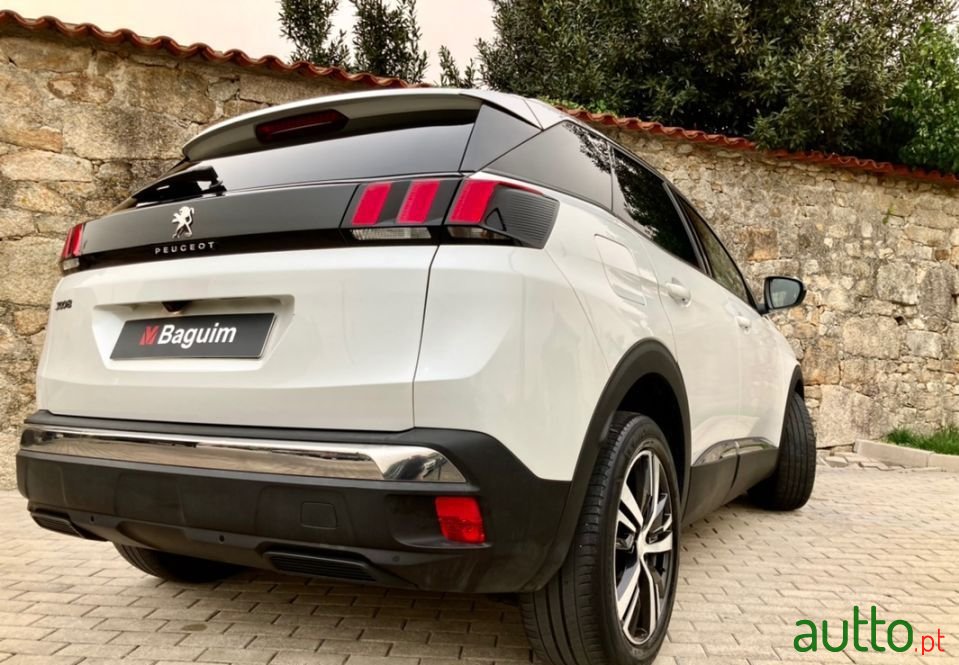 2017' Peugeot 3008 photo #2