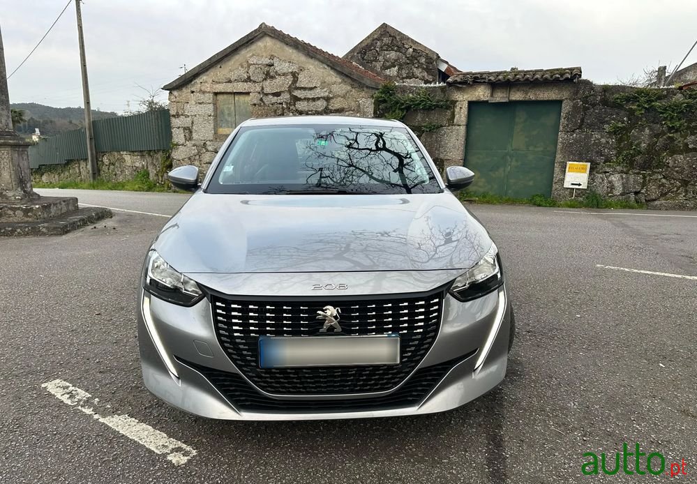 2019' Peugeot 208 Puretech photo #5