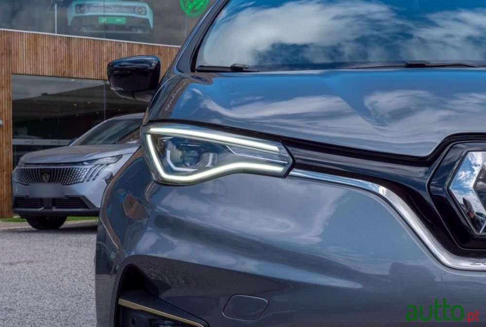 2023' Renault Zoe photo #5