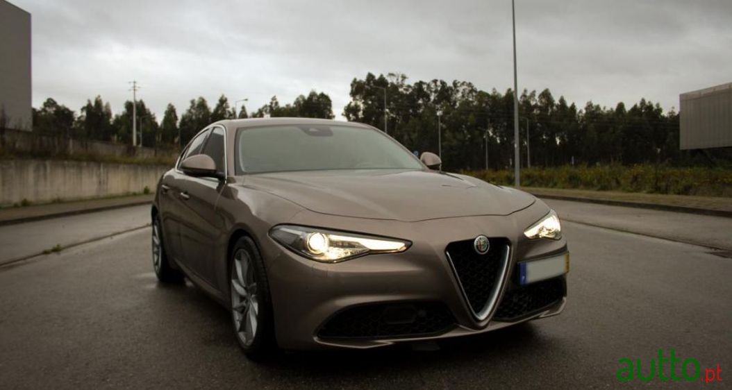 2017' Alfa Romeo Giulia 2.2 D Super photo #4