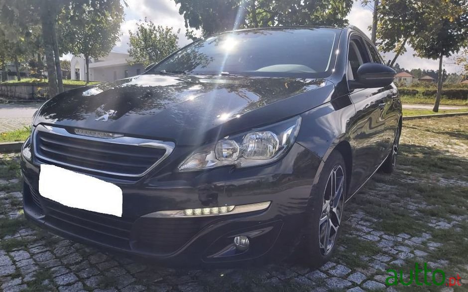 2015' Peugeot 308 Sw photo #1