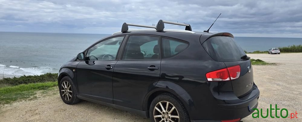 2010' SEAT Altea photo #5