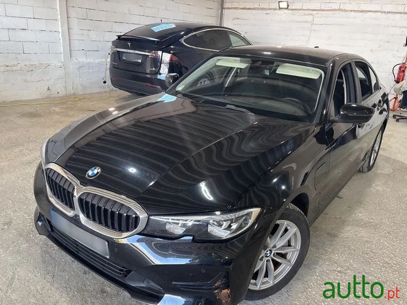 2021' BMW Série 3 photo #1