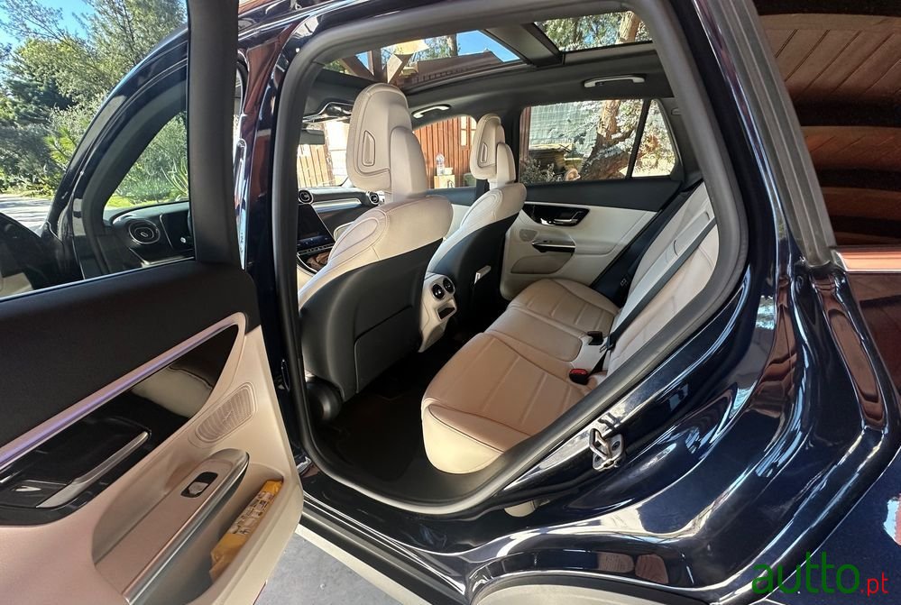 2023' Mercedes-Benz Classe Glc E 4Matic photo #6