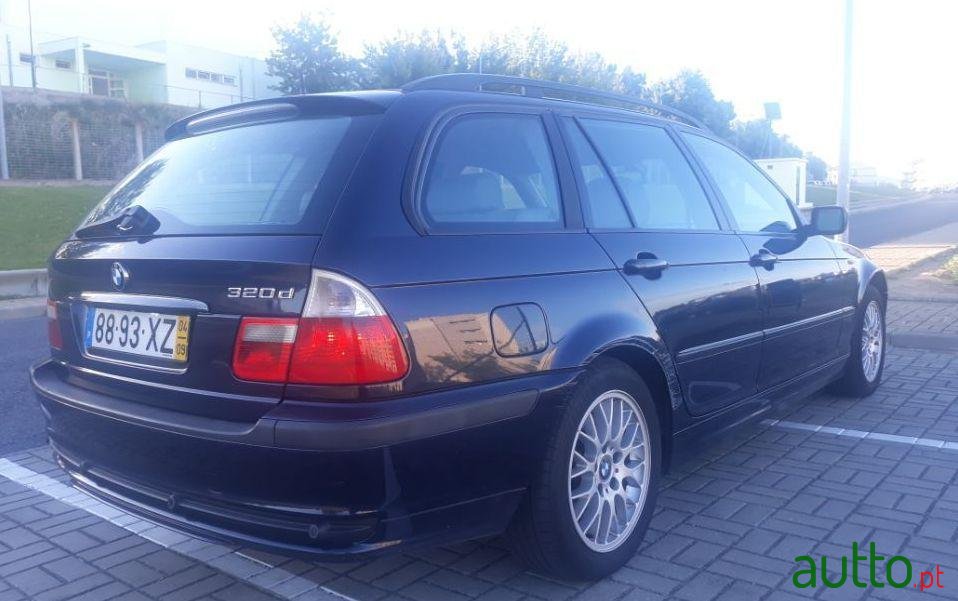 2004' BMW 320 Navigator Ii photo #2