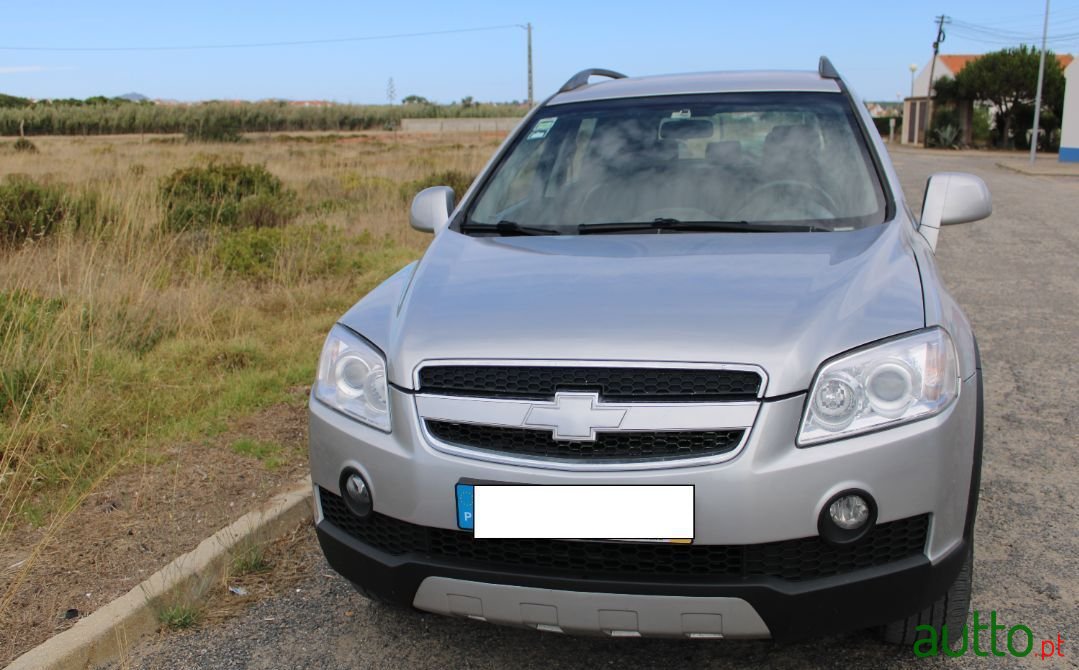 2007' Chevrolet Captiva photo #1