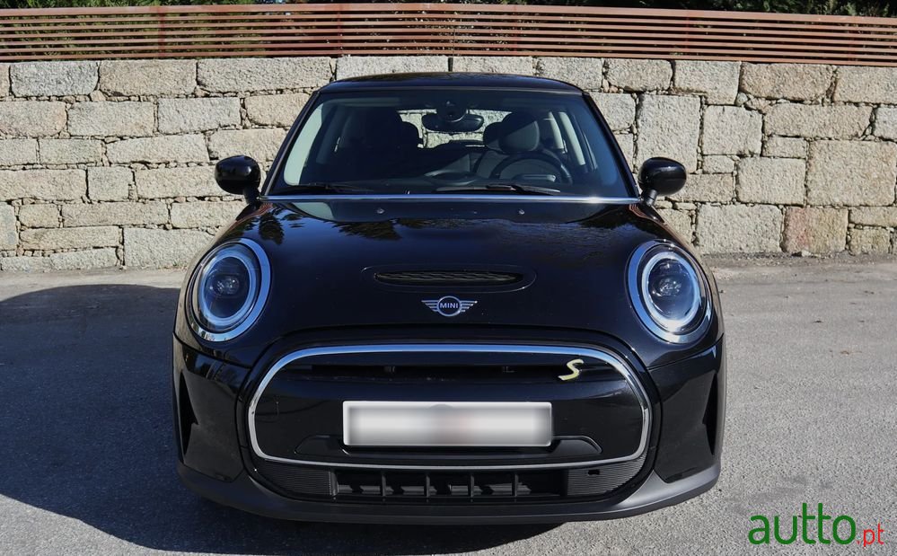 2021' MINI Cooper Se Classic photo #5