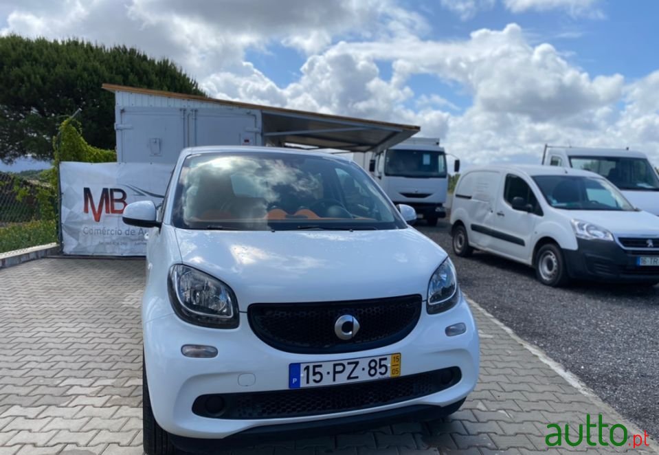 2015' Smart Forfour photo #2