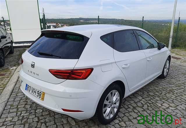 2018' SEAT Leon photo #2