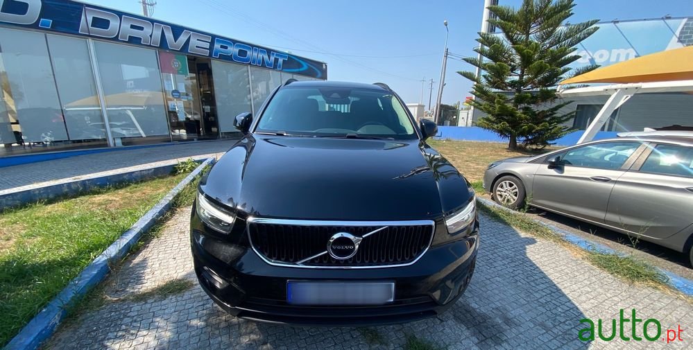 2022' Volvo Xc 40 photo #6