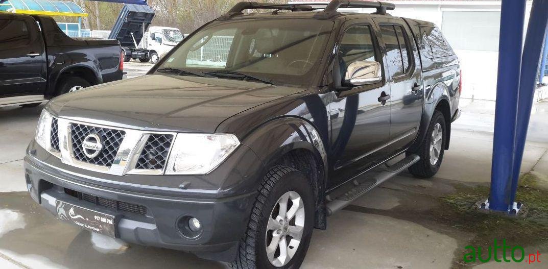 2010' Nissan Navara 4X4 photo #2