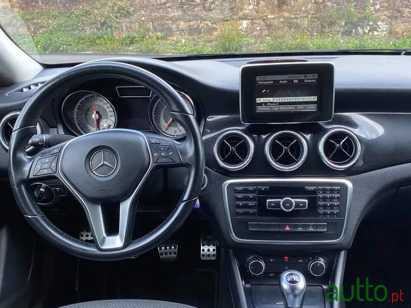 2015' Mercedes-Benz Classe Cla Cdi photo #6