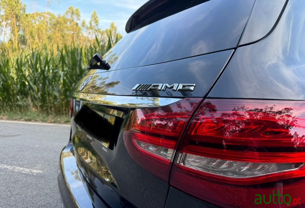 2014' Mercedes-Benz Classe C photo #3