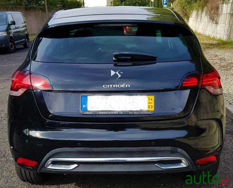 2014' DS Automobiles Ds4 photo #2