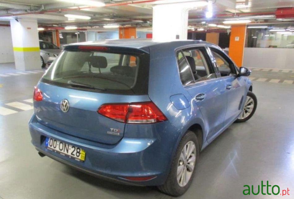 2014' Volkswagen Golf 1.6 Tdi Confortline photo #1