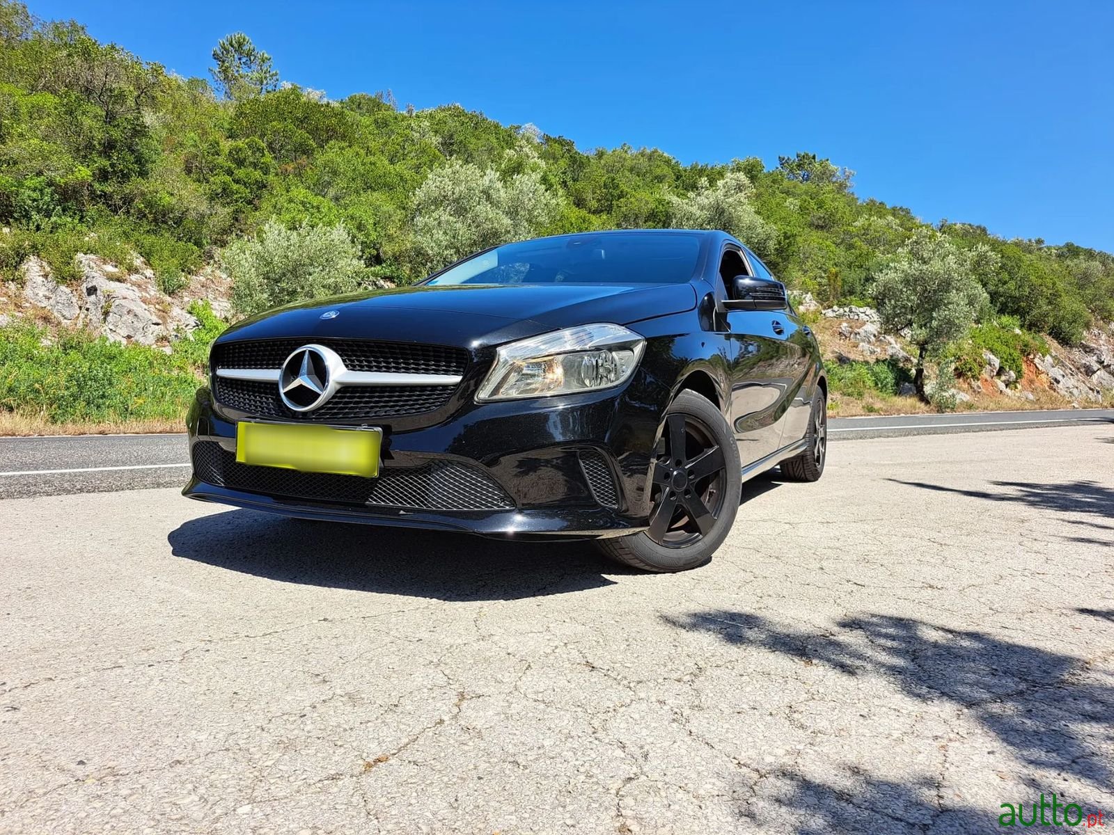 2017' Mercedes-Benz A-180 photo #6