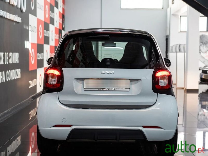 2019' Smart Fortwo 0.9 Passion 90 Aut photo #3