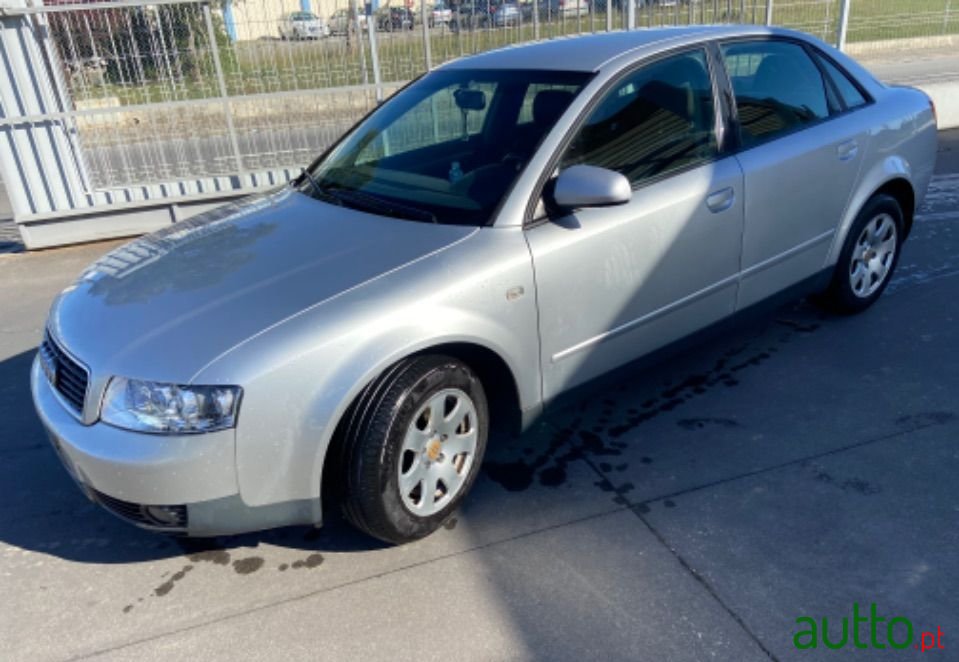 2002' Audi A4 photo #2
