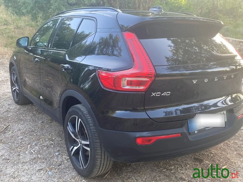 2020' Volvo Xc 40 photo #6