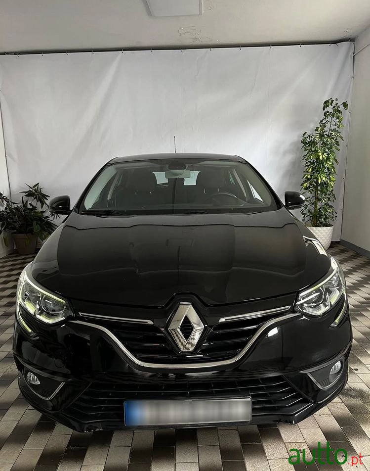 2019' Renault Megane 1.3 Tce Limited photo #2
