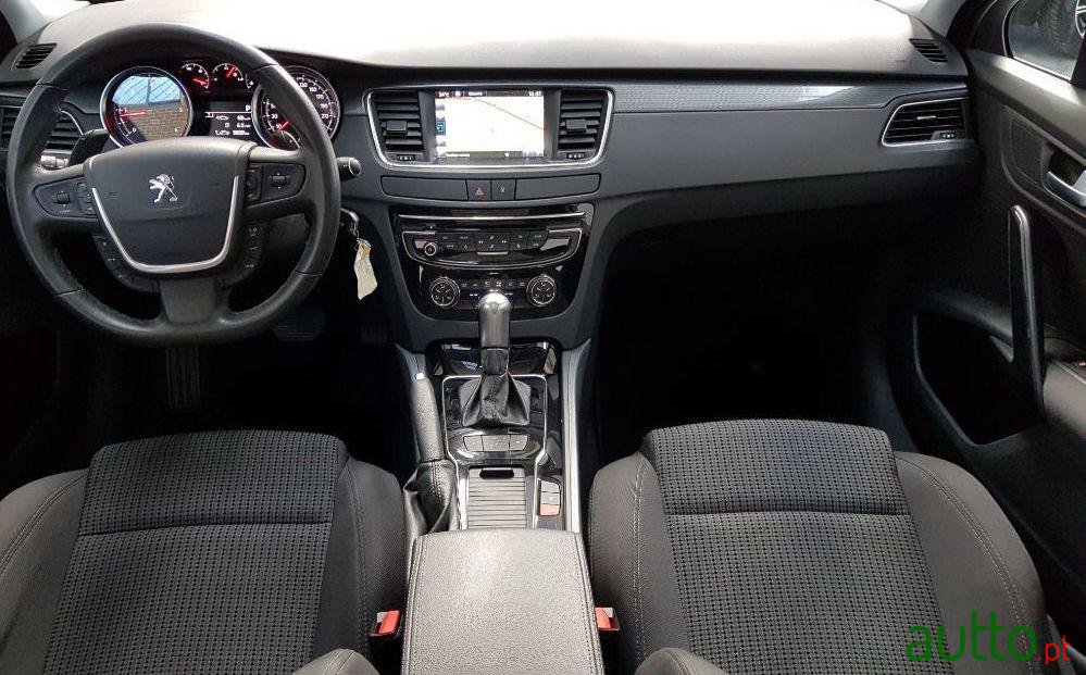 2015' Peugeot 508 Sw photo #3