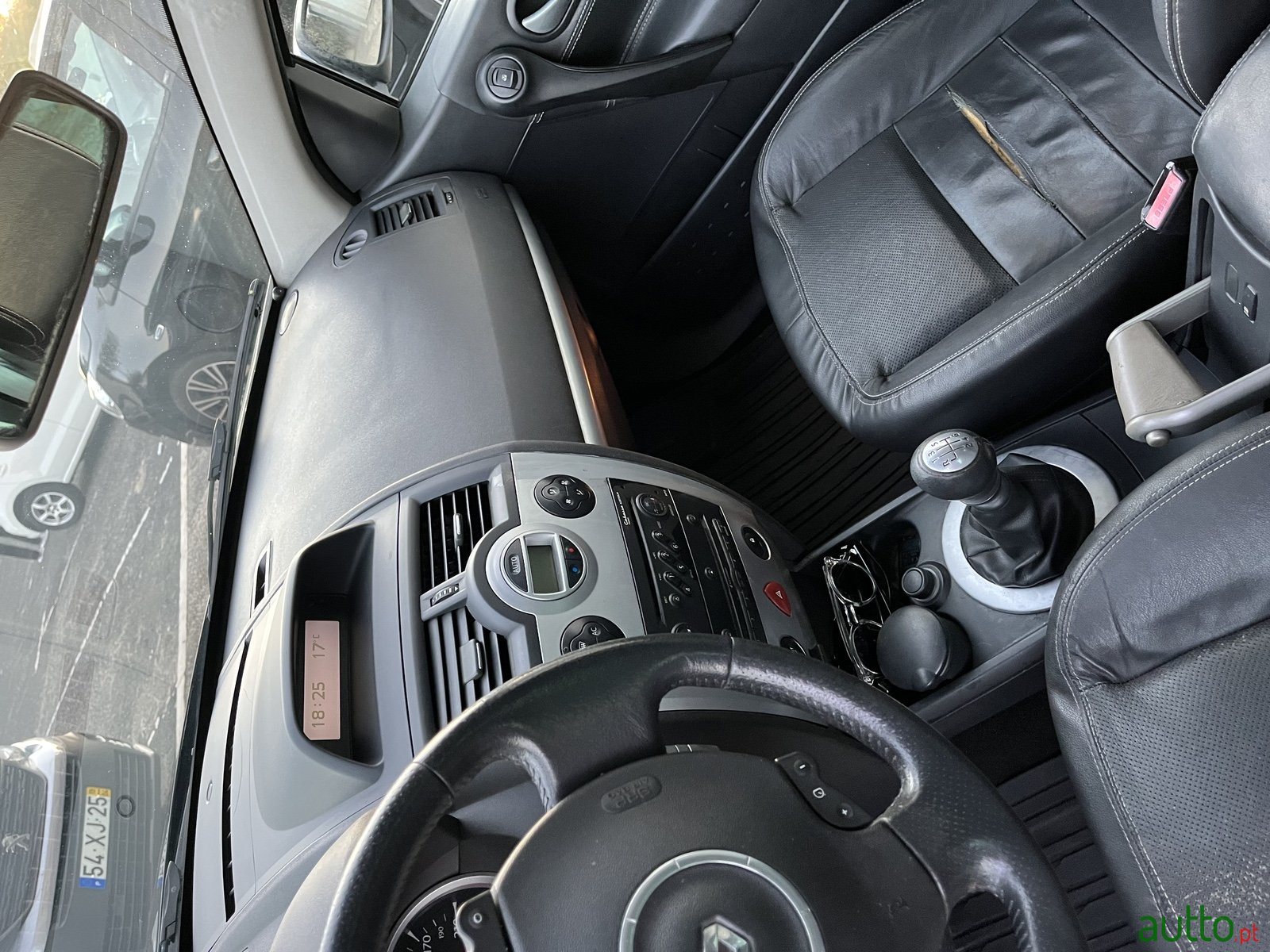 2009' Renault Megane RS photo #6