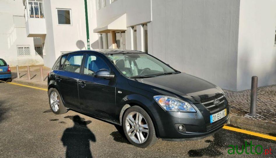 2007' Kia Ceed photo #2