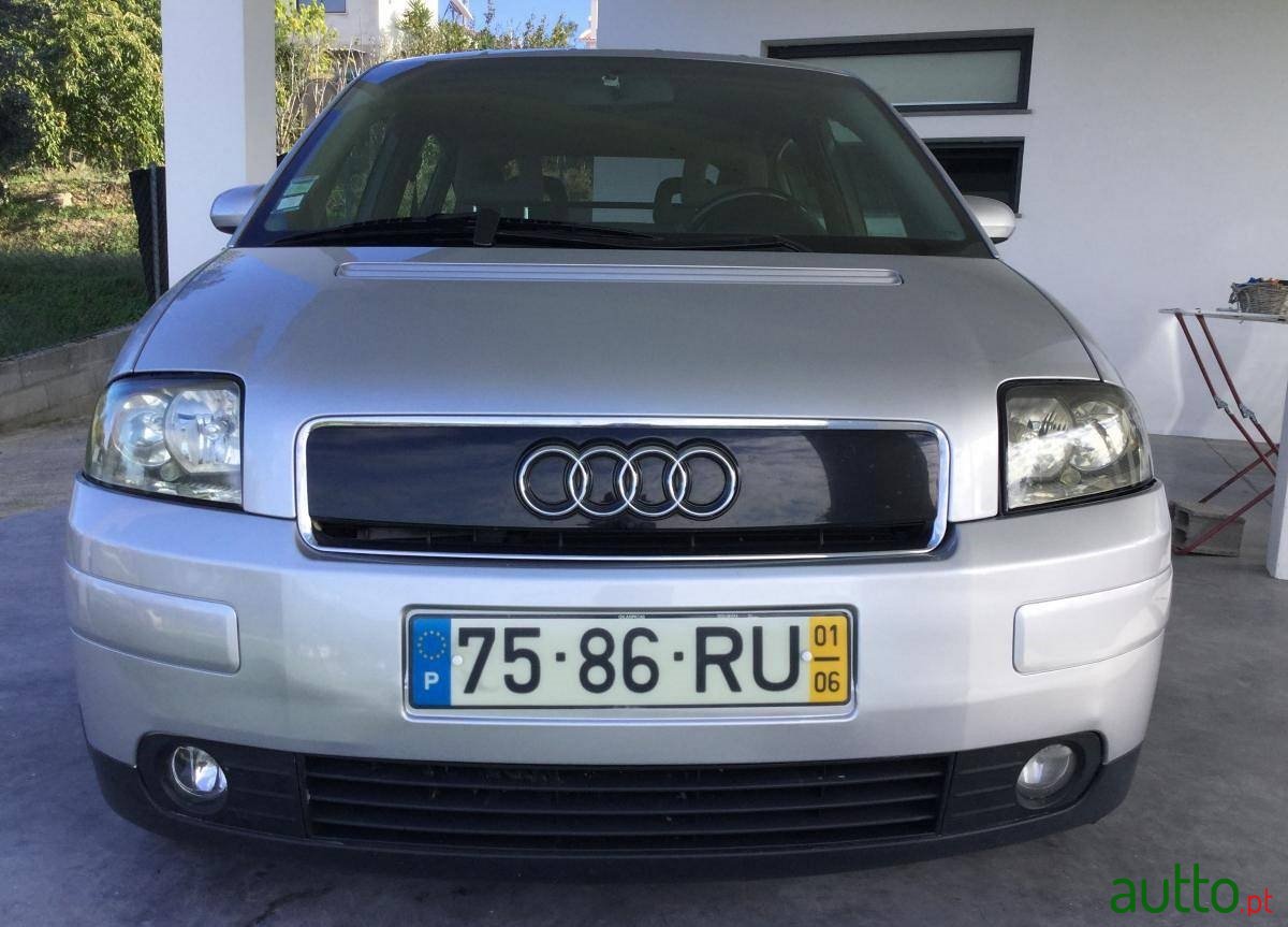 2001' Audi A2 TDI photo #1