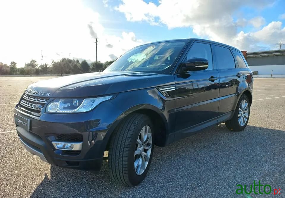 2016' Land Rover Range Rover Sport photo #2