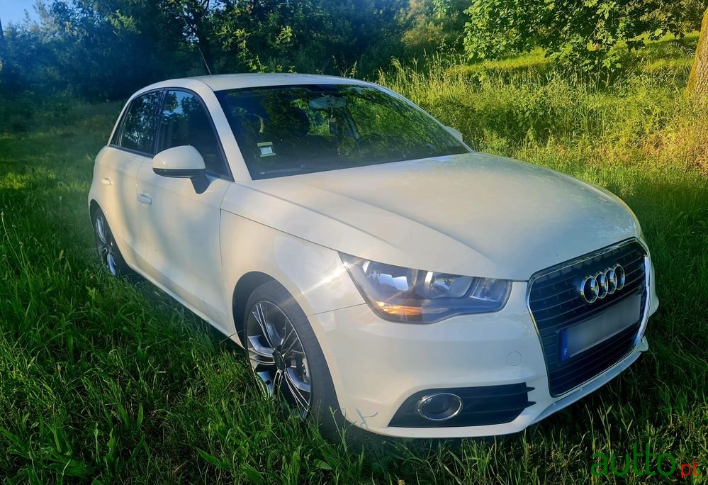 2012' Audi A1 Sportback photo #5