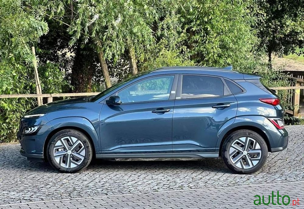 2021' Hyundai Kauai photo #4