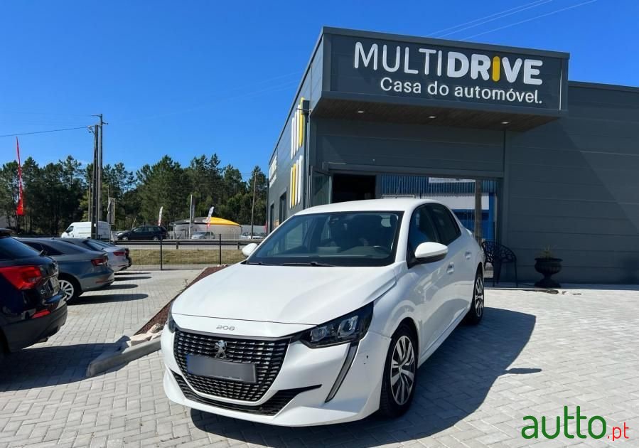 2020' Peugeot 208 photo #1