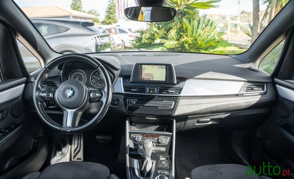 2015' BMW Série 2 D Pack M Auto photo #5