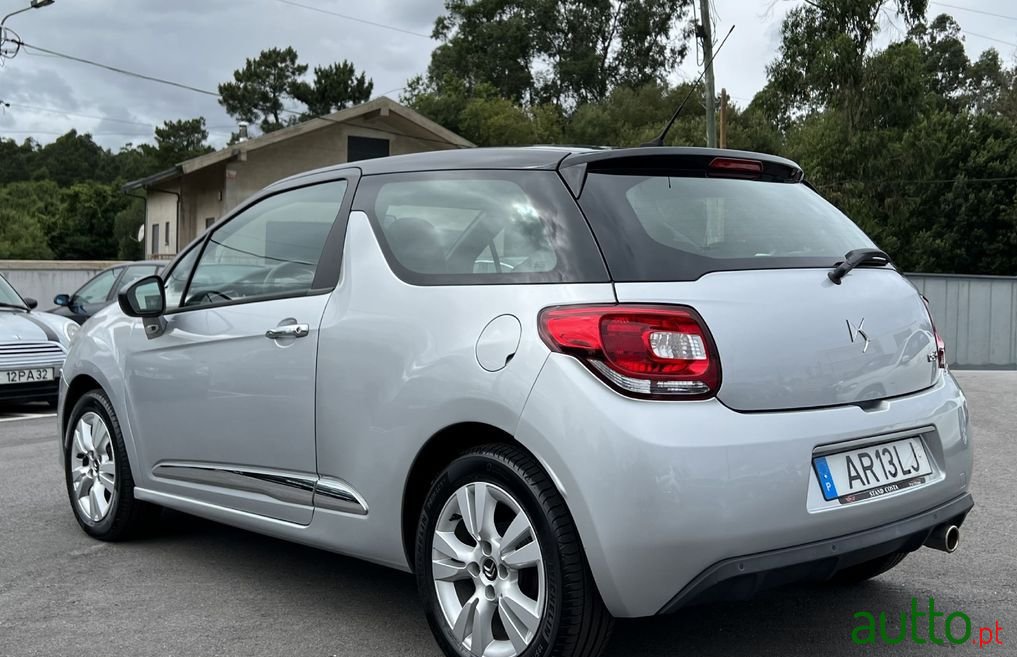 2017' DS Automobiles Ds3 photo #3