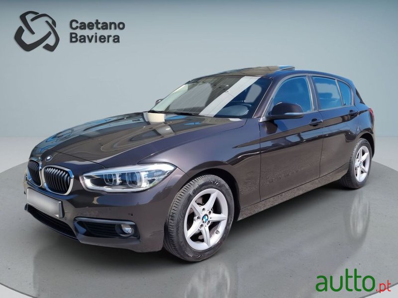 2019' BMW Série 1 D Advantage photo #1