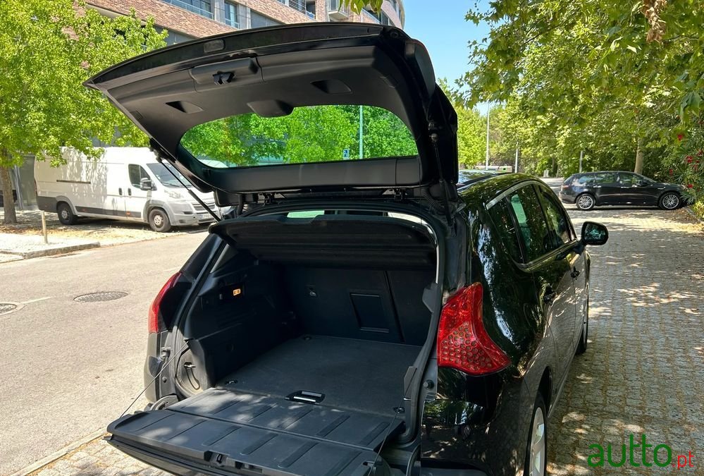 2010' Peugeot 3008 photo #6