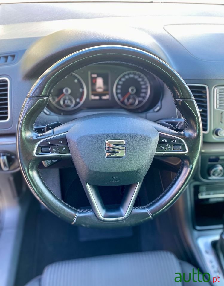 2017' SEAT Alhambra photo #5