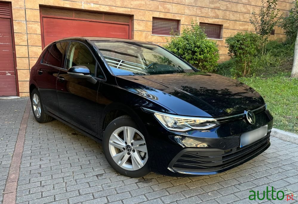 2022' Volkswagen Golf 1.0 Tsi photo #1