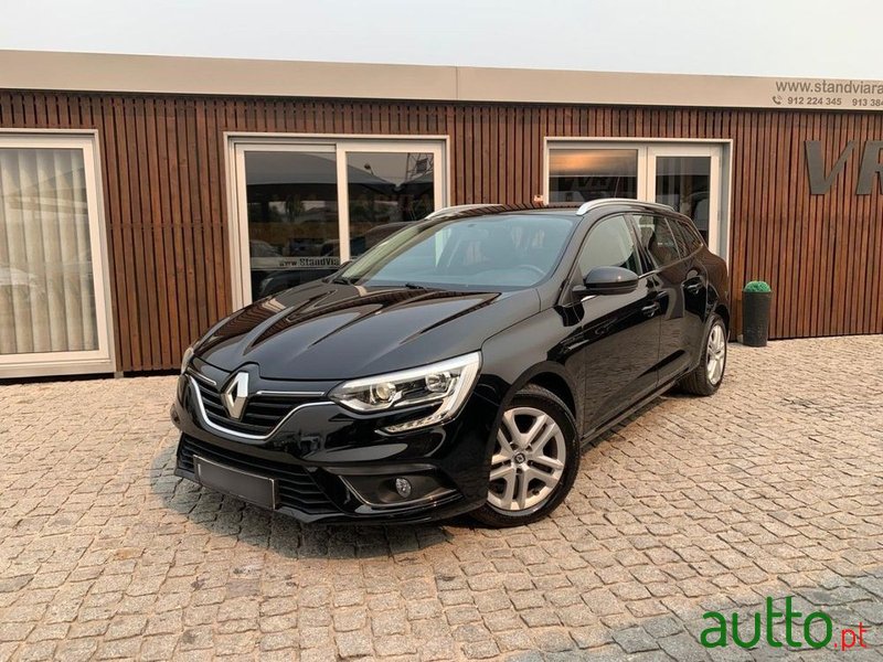 2017' Renault Megane Sport Tourer photo #1