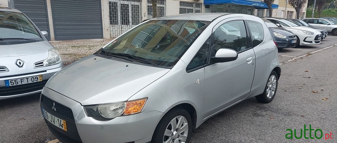 2010' Mitsubishi Colt photo #1